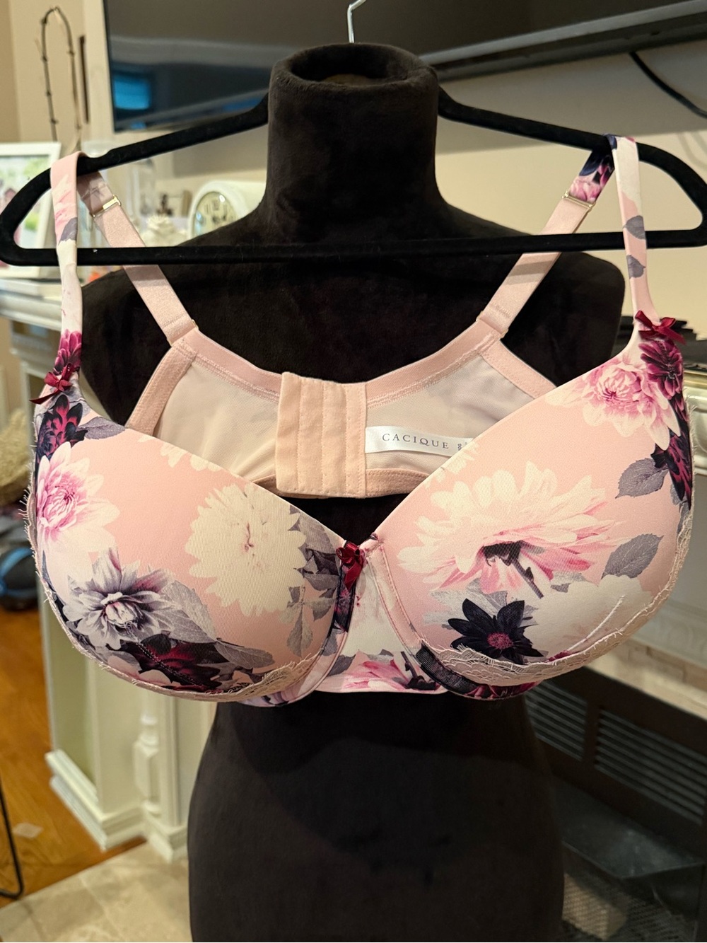 NWOT Cacique Pink Floral Full Coverage Underwire Bra